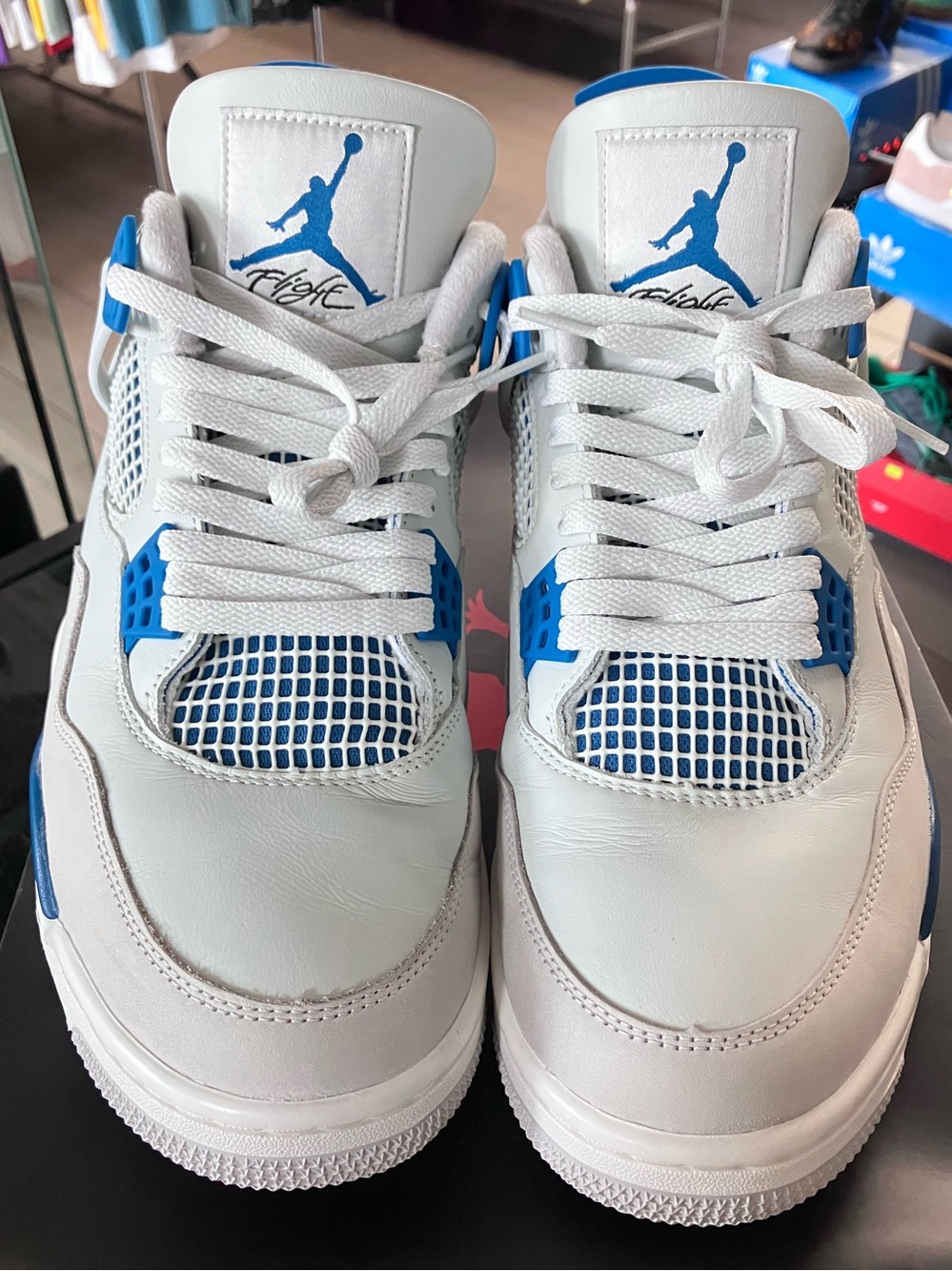 Air Jordan 4 Retro Military Blue Size 11 - Picture 4 of 9